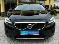 Używany Volvo V40 150 KM (110 kW) 2019 Czarny Hatchback
