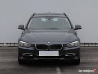 Używany BMW 318 2015 Szary Kombi
