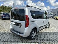 używany Fiat Doblò 1.6dm 105KM 2022r. 1km