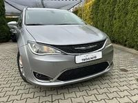 Używany Chrysler Pacifica 290 KM (213 kW) 2019 Szary Minivan