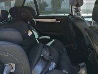 Używany Mercedes 220 Avantgarde 2010 Srebrny