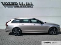 Używany Volvo V90 455 KM (334 kW) 2025 Szary Kombi