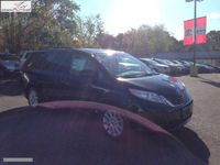 Używany Toyota Sienna 266 KM (195 kW) 2013 Czarny Minivan