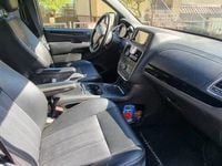 Używany Chrysler Town & Country 2014 Szary Minivan