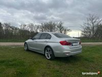 używany BMW 330 Seria 3 330i Seria 3 i