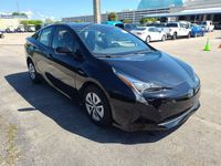 używany Toyota Prius 1.8dm 121KM 2018r. 123 400km