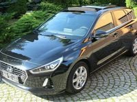 Używany Hyundai i30 Intro Edition 140 KM (102 kW) 2017 Czarny Hatchback