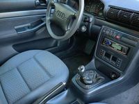 Używany Audi A4 1996 Inny kolor Sedan/Limuzyna