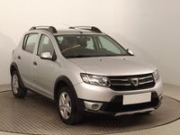 Używany Dacia Sandero 90 KM (66 kW) 2016 Srebrny Hatchback