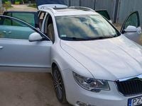 Używany Skoda Superb 2011 Biały Kombi