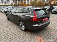 Używany Volvo V60 190 KM (139 kW) 2020 Szary (metalik) Kombi