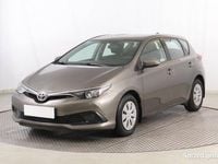Używany Toyota Auris 99 KM (72 kW) 2017 Szary Hatchback