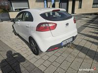 Używany Kia Rio 85 KM (62 kW) 2014 Biały Hatchback