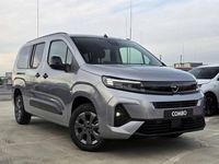 używany Opel Combo 1.5dm 131KM 2025r. 5km