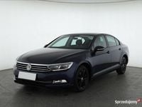 Używany VW Passat 2017 Niebieski Sedan/Limuzyna