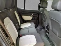 Używany Land Rover Defender S 200 KM (147 kW) 2024 Czarny SUV