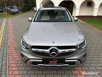 Używany Mercedes GLC200 163 KM (119 kW) 2020 Złoty SUV