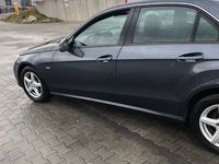 Używany Mercedes 220 2011 Grafitowy Sedan/Limuzyna