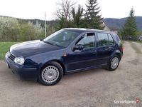 używany VW Golf IV 1.6benzyna, 207 tyś km hak, opłaty na rok