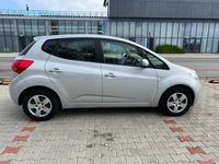 używany Kia Venga 1.4dm 90KM 2010r. 246 808km