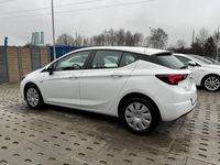 używany Opel Astra 1.6dm 110KM 2018r. 92 613km