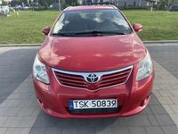 używany Toyota Avensis 2011 r