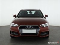 Używany Audi A4 2018 Bordowy Kombi