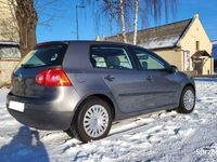 używany VW Golf V 1,4 MPI, dobry stan, duże radio z ekranem