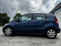 używany Mercedes A160 1.5dm 95KM 2009r. 221 000km