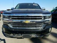 używany Chevrolet C1500 Silverado 2017, 5.3L, porysowany lakier