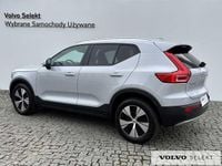 Używany Volvo XC40 197 KM (144 kW) 2022 Srebrny SUV