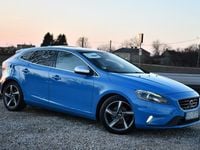 Używany Volvo V40 115 KM (84 kW) 2013 Niebieski ciemny (metalik) Kombi