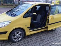 Używany Peugeot 1007 2005 Żółty Minivan