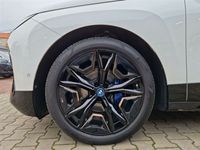 używany BMW iX xDrive50