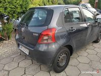 używany Toyota Yaris sprzedam1,3 benzyna
