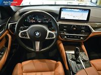 używany BMW M550 i 2dm 252KM 2022r. 100 200km