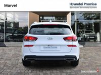 Używany Hyundai i30 120 KM (88 kW) 2024 Biały (metalik) Kombi