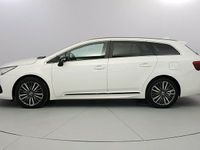 używany Toyota Avensis 1.8dm 147KM 2018r. 69 000km