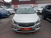 Używany Opel Astra 150 KM (110 kW) 2018 Srebrny (metalik) Sedan/Limuzyna