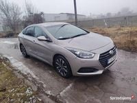 Używany Hyundai i40 2015 Srebrny Sedan/Limuzyna