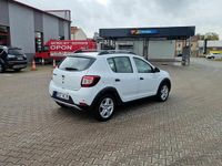 Używany Dacia Sandero Stepway 90 KM (66 kW) 2014 Biały Hatchback