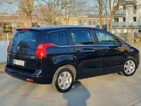 używany Peugeot 5008 1.6dm 156KM 2011r. 143 000km