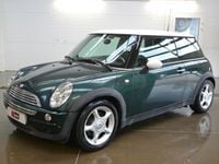 Używany Mini Cooper 116 KM (85 kW) 2002 Zielony ciemny (metalik) Hatchback