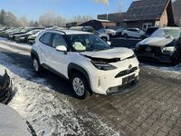 Używany Toyota Yaris Cross 116 KM (85 kW) 2025 Biały SUV