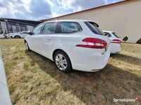 Używany Peugeot 308 SW 2017 Biały Kombi