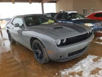 używany Dodge Challenger 3.6dm 305KM 2018r. 60 000km