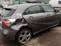 używany Mercedes A180 1.5dm 110KM 2013r. 179 000km