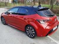 Używany Toyota Corolla 152 KM (111 kW) 2019 Bordowy Hatchback