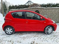 Używany Toyota Aygo 68 KM (50 kW) 2009 Czerwony Hatchback