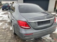 Używany Mercedes E220 2019 Szary Sedan/Limuzyna